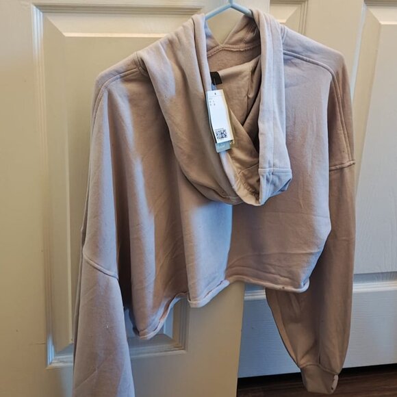 NWT Cropped Baby Pink H&M Hoddie - Picture 2 of 2